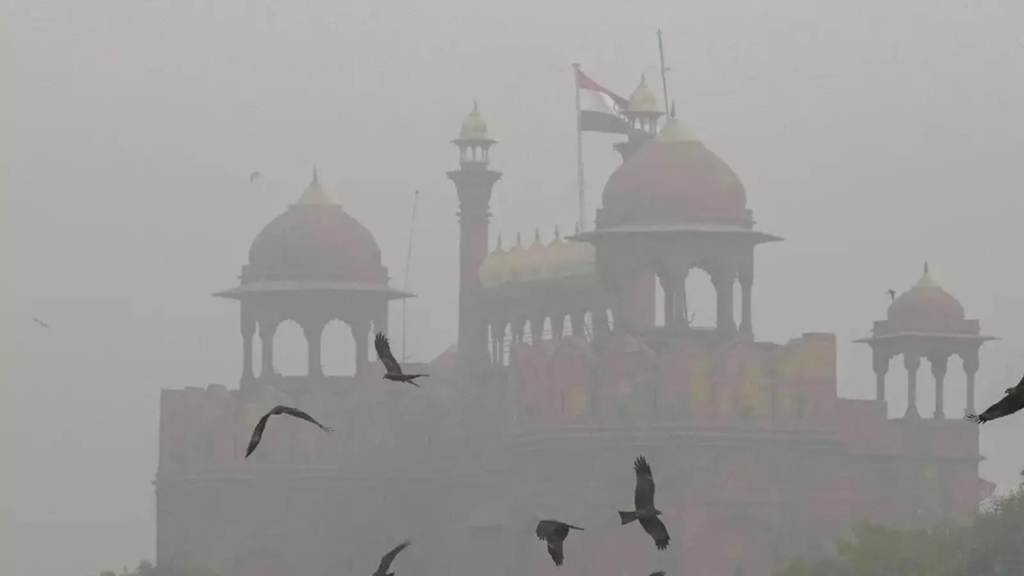 delhi-faces-grap-iv-restrictions-as-air-quality-plummets-to-‘severe-plus’-levels!