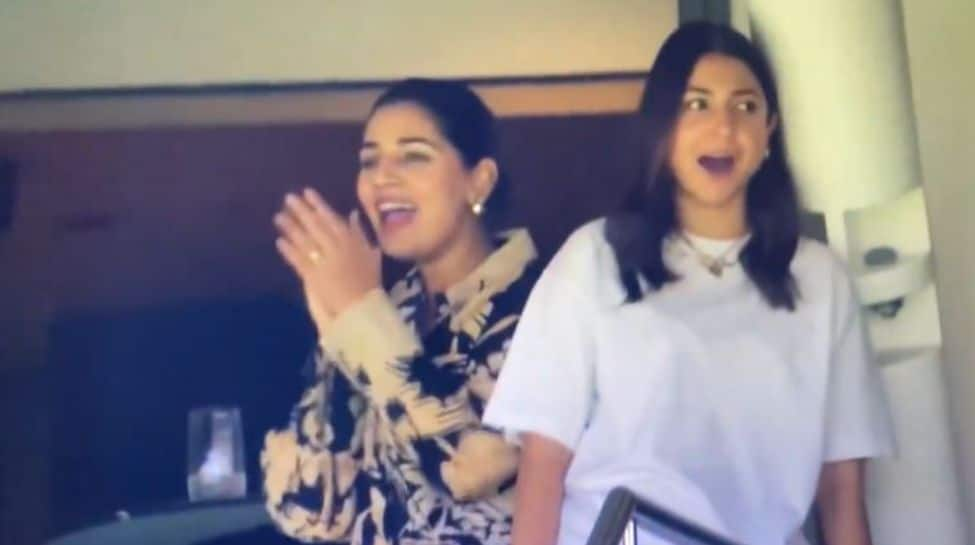 must-see:-anushka-sharma-and-sanjana-ganesan’s-hilarious-reaction-to-mitchell-starc’s-stunning-wicket!